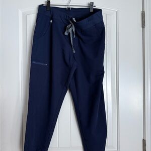 Figs Navy Blue Scrub Set Medium/Large Petite